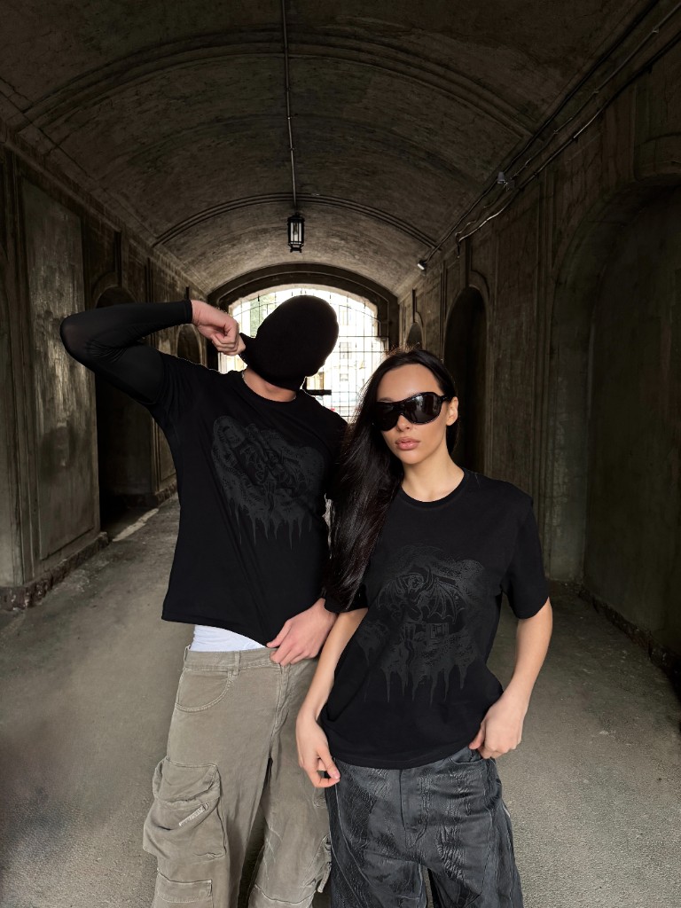 2M Black Tee